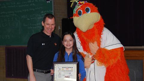 Linda Davila was honored by Shawn Schoolcraft and Sherman the Shorebird 