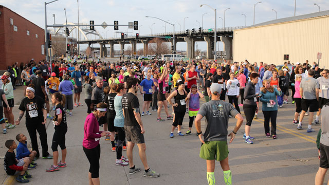 Participants await the start of the second annual Bandits Race to Home 5K presented by Palmer Chiropractic Clinics. (Sean Flynn Photography)