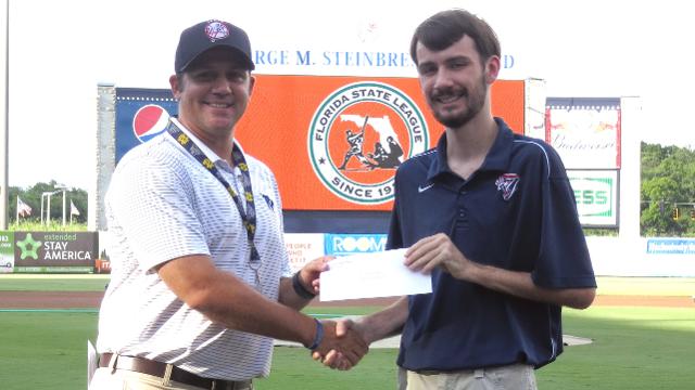 Austin Kaufman received his scholarship from AGM Matt Gess. (Yankees)